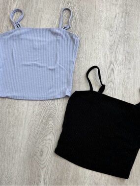 Hollister Ribbed Spaghetti Strap Crop Tops - lavender and Black